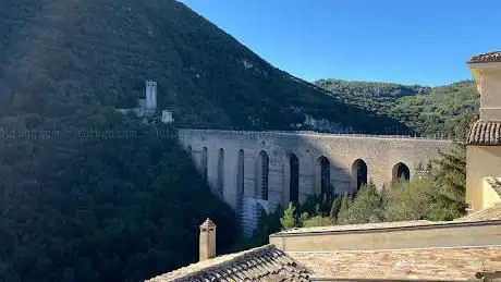 Photo de Ponte delle Torri - accesso lato Rocca