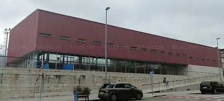 Photo de Municipal swimming pool Villaviciosa