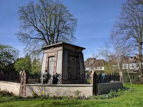 Photo de Kilmorey Mausoleum