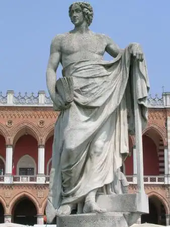 Statua Giovanni Poleni