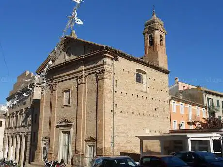 Photo de Chiesa cattolica di San Michele