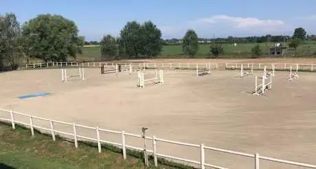 Quinto Equestrian Centre A.S.D. - Maneggio a Stradella