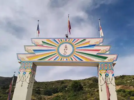 Photo de Rigdzin Namkha Dzong Orgyen Khandro Ling