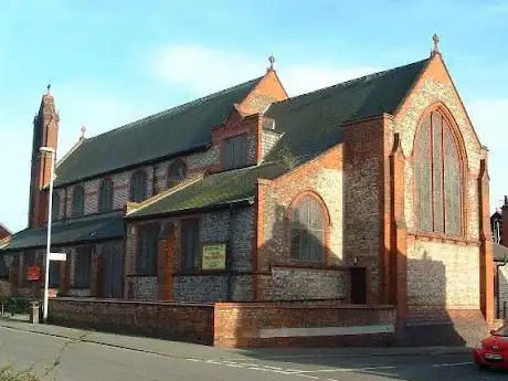 Photo de St John the Evangelist C of E Church Moston