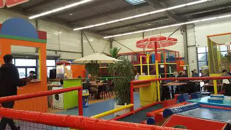 Les Acrobates