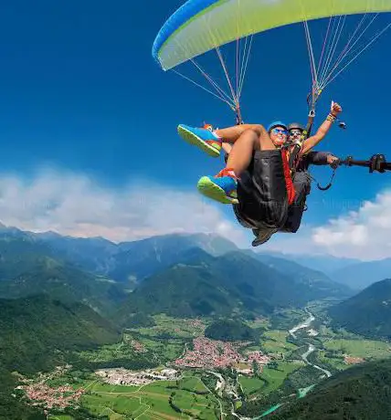 Photo de Tandem Paragliding - Hostel Kobarid