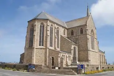Photo de Église Saint-Pierre de Plougrescant