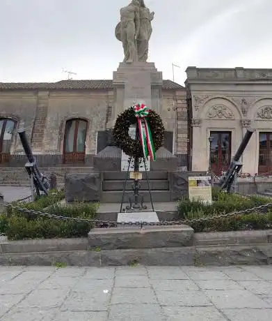 Photo de Monumento ai caduti