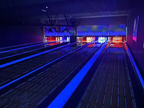 Genesis 10 Pin Bowling