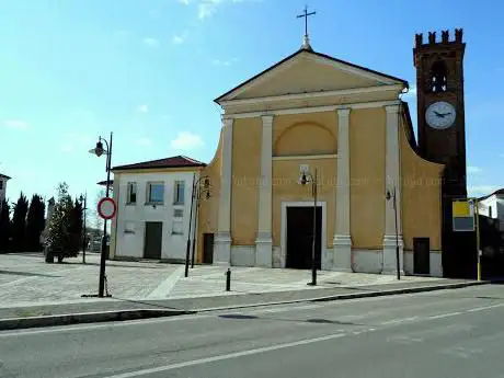 Photo de Chiesa Dei Santi Fabiano E Sebastiano