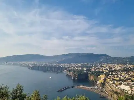 Photo de Punto panoramico su Sorrento