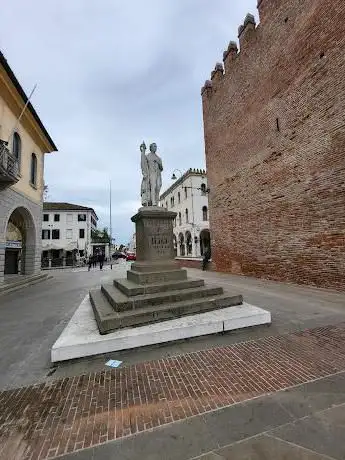 Photo de Piazza Castello