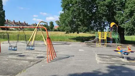 Photo de Chinbrook Playground