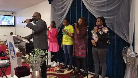 Photo de THE REDEEMED EVANGELICAL CHURCH OF CHRIST (TRECC) CHATHAM KENT.
