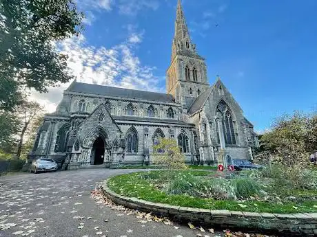 Photo de St. Giles Church Camberwell