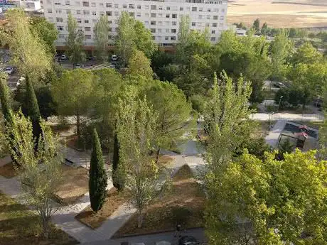 Photo de Plaza de Ciudad JardÃn