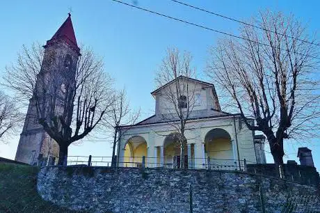 Photo de Church of Saint John Baptist