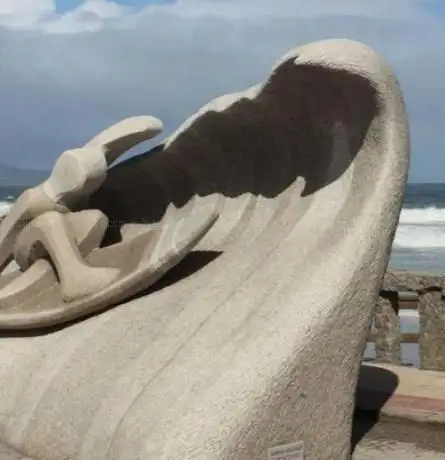 Escultura Surf ðŸ„