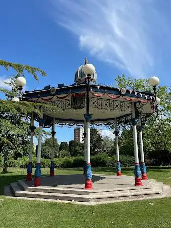 Photo de Priory Park Bandstand