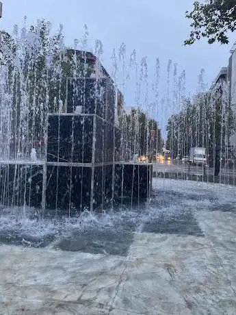 Photo de Fuente de los Cubos