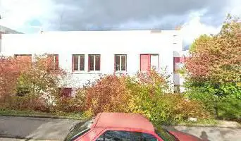 Home De La Solidarité