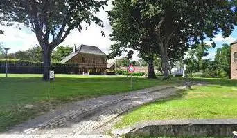 Petite Place Verte