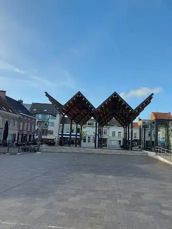 Grote Markt fontein & overdekking