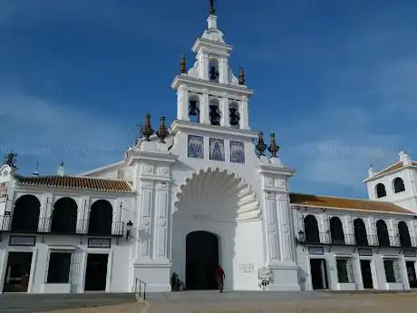 Real e Ilustre Hermandad de Nuestra Señora del Rocío