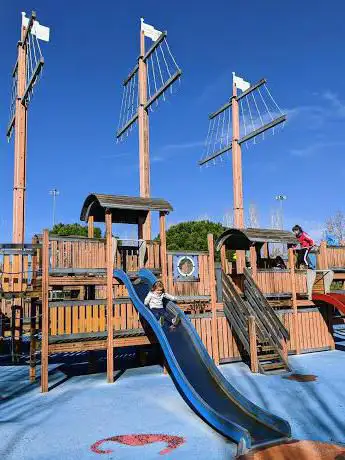 Photo de Pirate Ship Playground