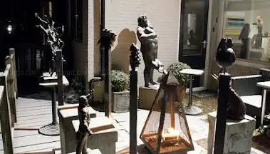 Gallery McSorley-Gooilust; Art/Kunst Gallery Beeldentuin