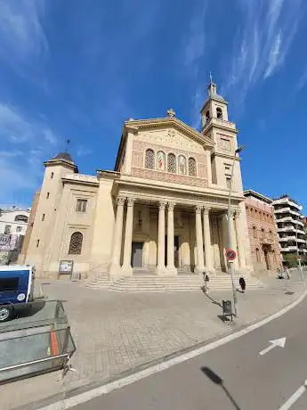 Photo de Plaça de la Bonanova