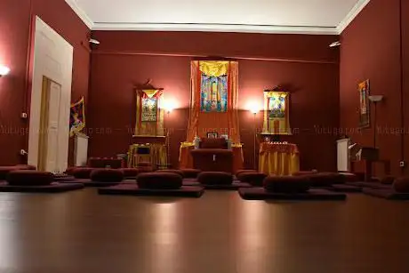 Centro Buddhista Thubten Kunkyen - TK Napoli