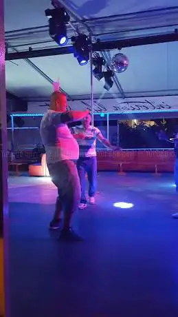 Disco Oriente
