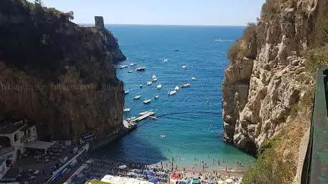 Photo de Grotta dello Smeraldo