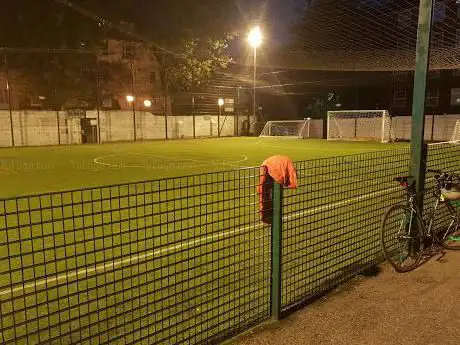 Photo de William Tyndale School Football Pitch