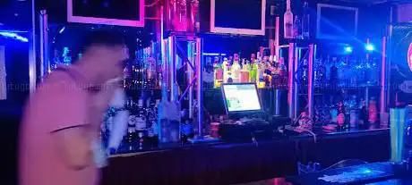 Photo de London Disco - Bar