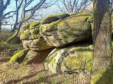 Le site légendaire de croquelien