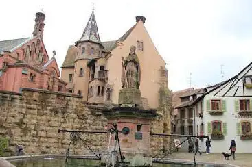 Photo de Fontaine de Saint-Léon