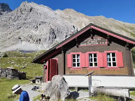 Ela-Hütte SAC