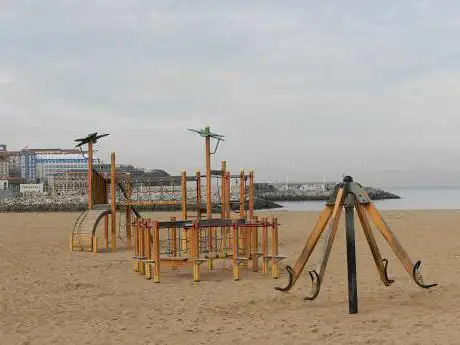 Photo de Place de la plage de Poniente