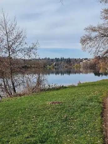 Photo de Étang de Bourbon Lancy