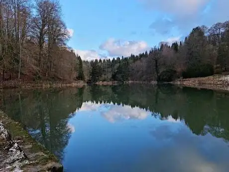 Misarden Park Lake