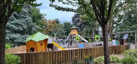 Queens Park Playground
