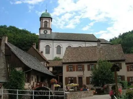Maison Du Pays Welche