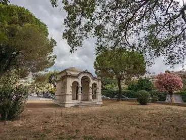 Square Alexandra