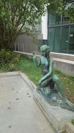 Quellnymphe fountain by Werner F. Kunz