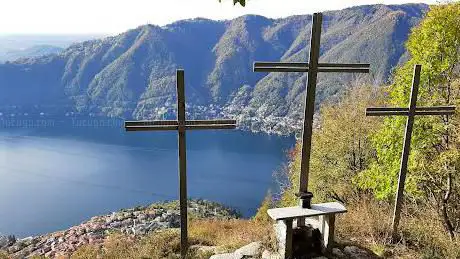 Photo de Tre Croci del Monte Bisbino