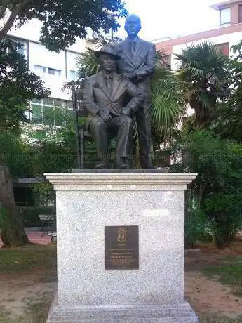 Photo de Monumento a Paco Isidro