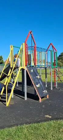 Rosewood Cl Play Area