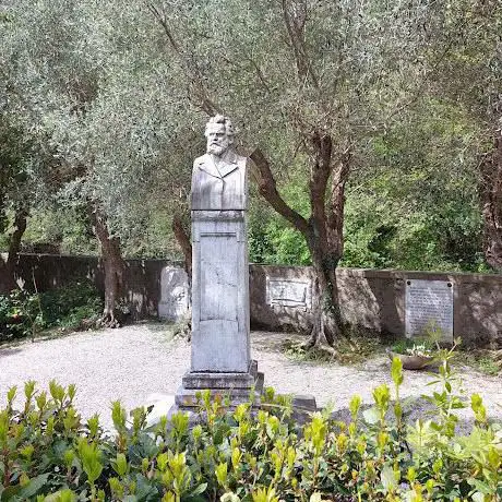 Photo de Casa Natale Giosuè Carducci